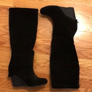 Ladies Suede Boots